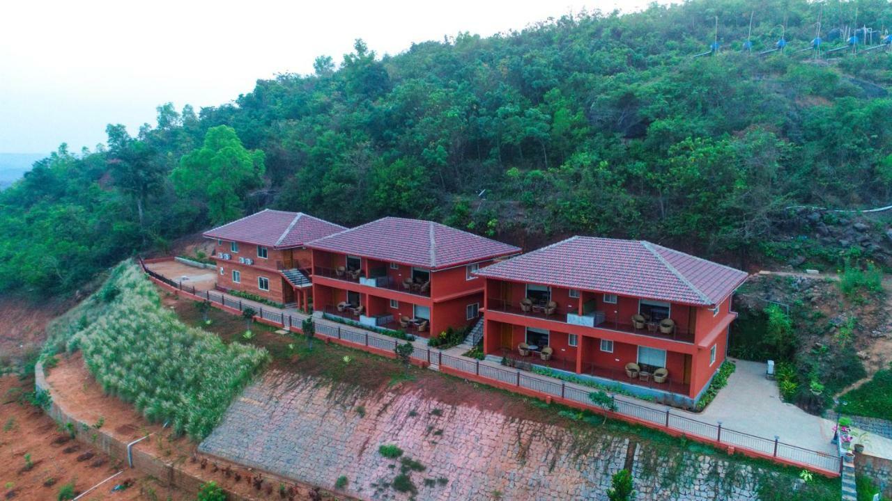 The Estate Resort , Mangalore Mudbidri Luaran gambar